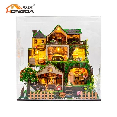 Puppenhaus -Kit mit Staubbedeckung