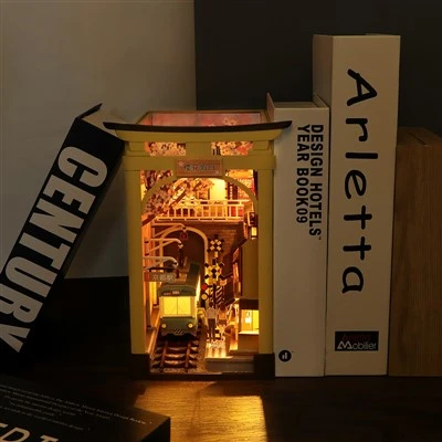 Japanisches Book -Nook -Kit